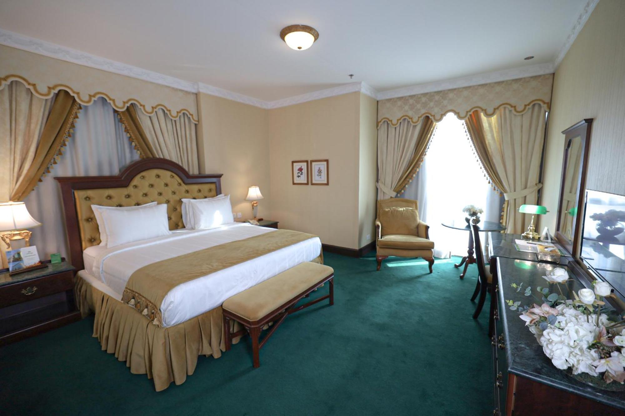 Habitat All Suites, Al Khobar Exterior foto A bedroom at the hotel