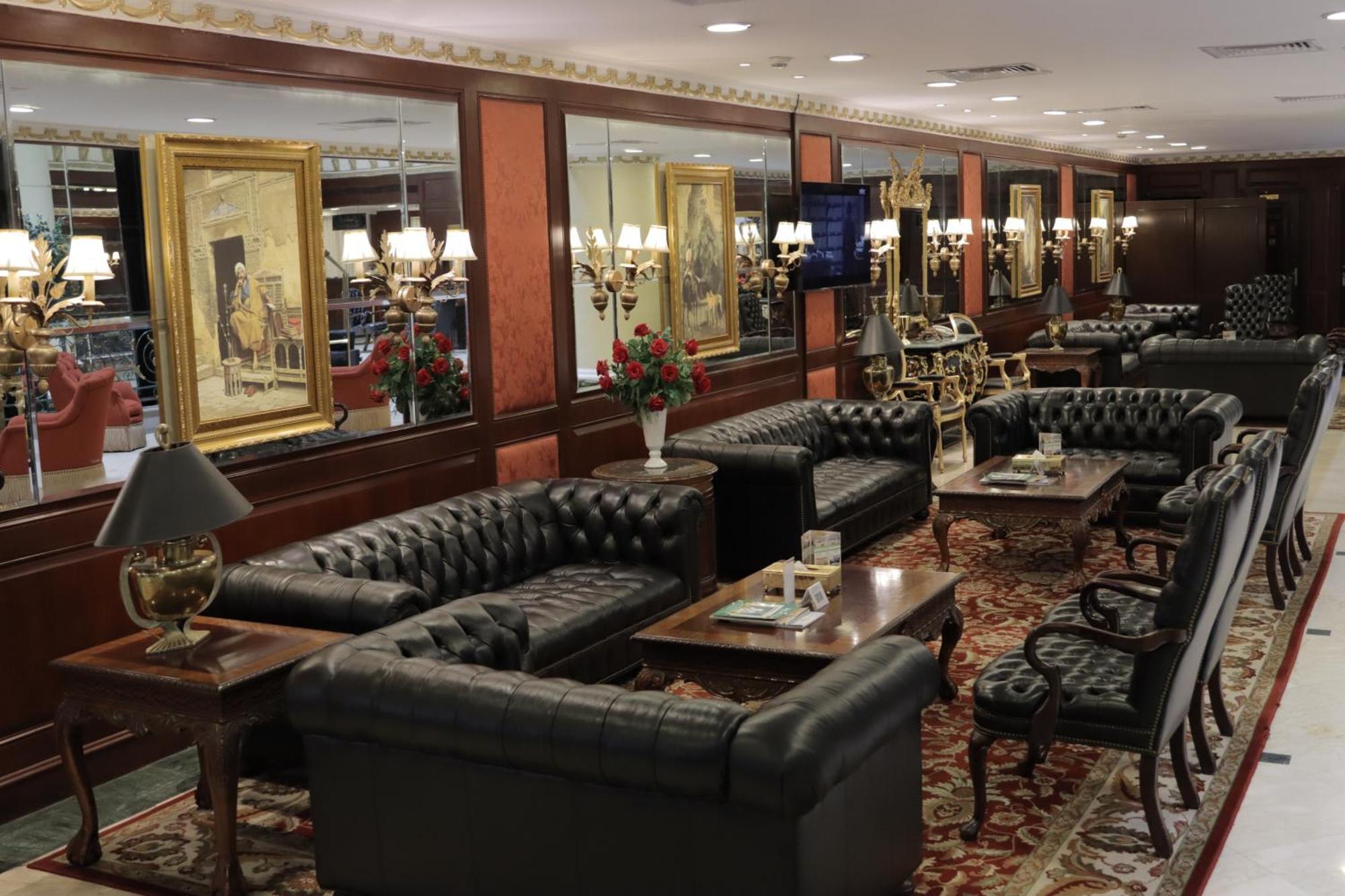 Habitat All Suites, Al Khobar Exterior foto The lounge at the airport