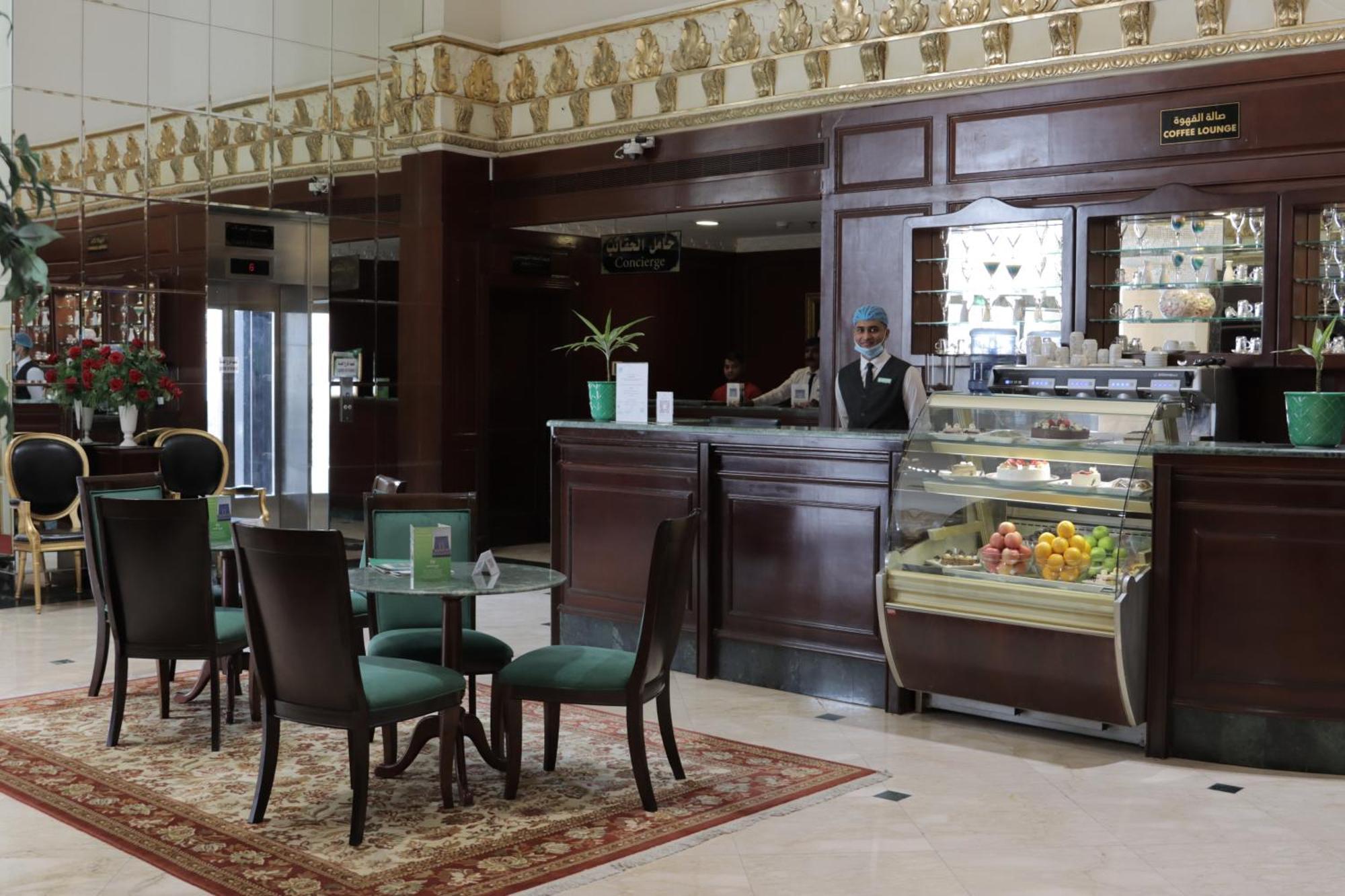 Habitat All Suites, Al Khobar Exterior foto The lobby of the hotel