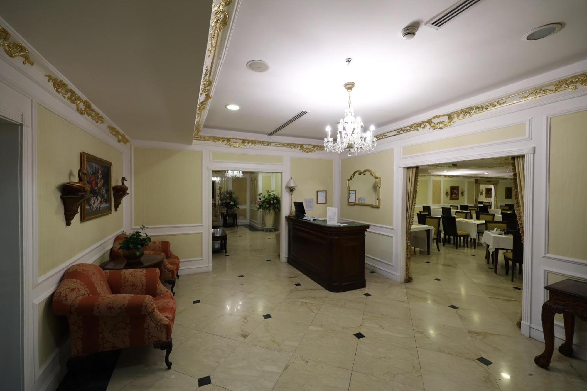 Habitat All Suites, Al Khobar Exterior foto The lobby of the hotel