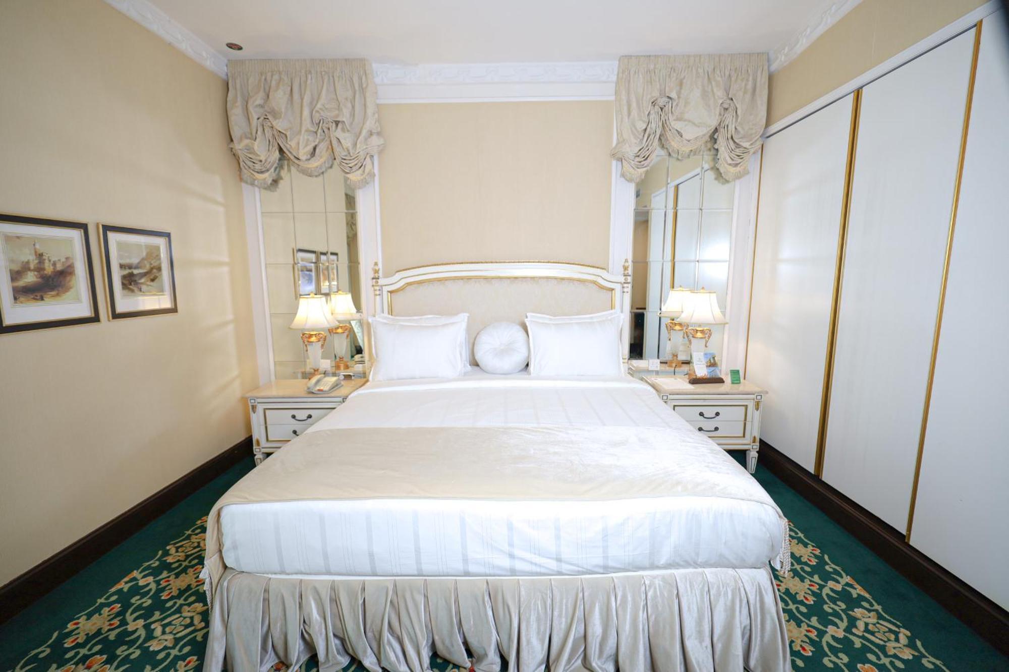 Habitat All Suites, Al Khobar Exterior foto A bedroom at the hotel